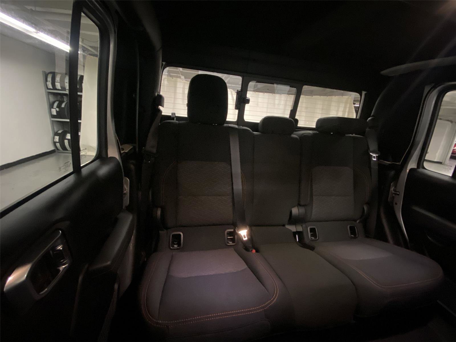 Used 2023 Jeep Gladiator Mojave w/ Cold Weather Group image 29