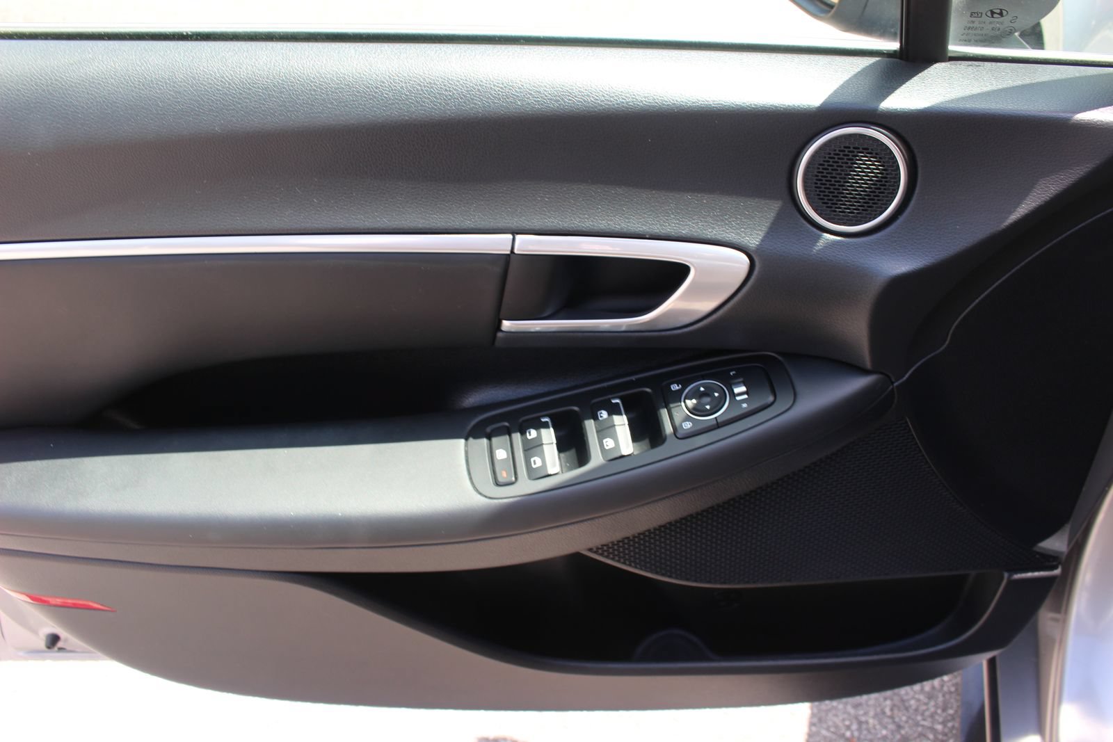 Used 2021 Hyundai Sonata SEL FWD image 15