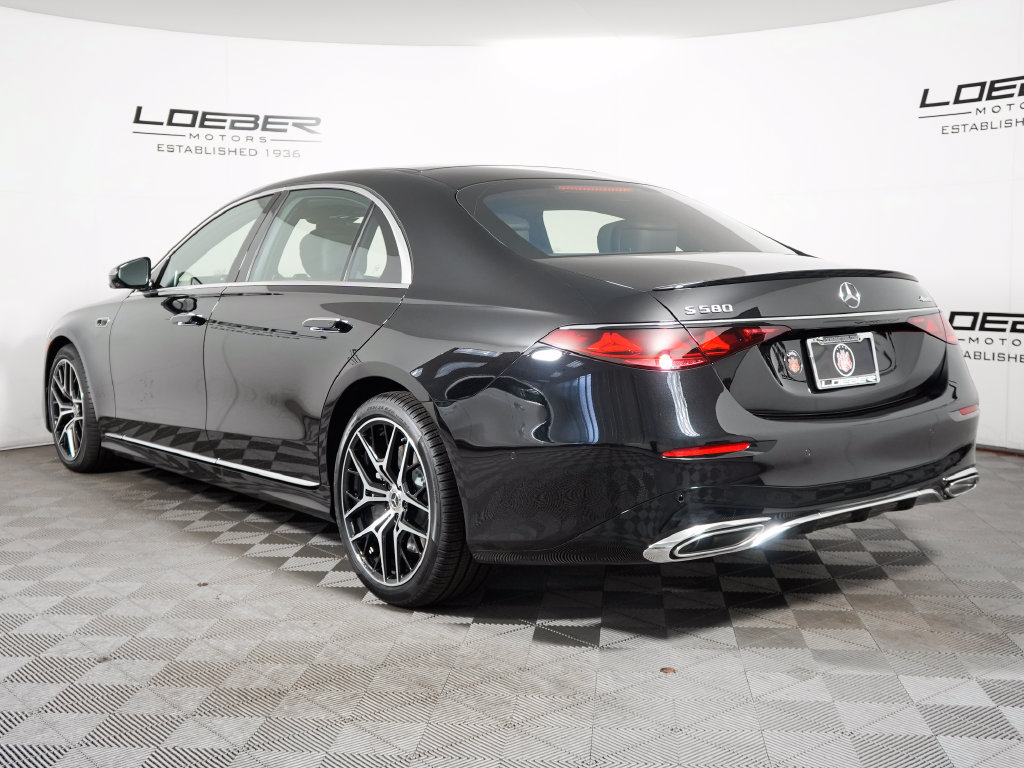 New 2027 Mercedes-Benz S 580 4MATIC Sedan image 3