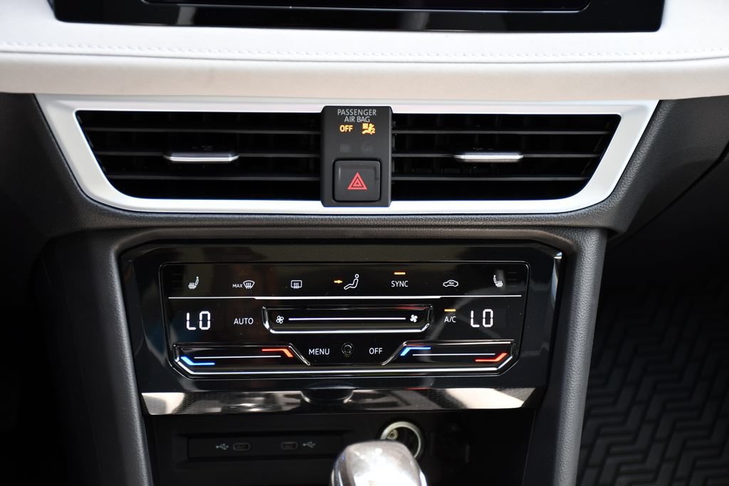 New 2026 Volkswagen Taos SE AWD/4WD image 29