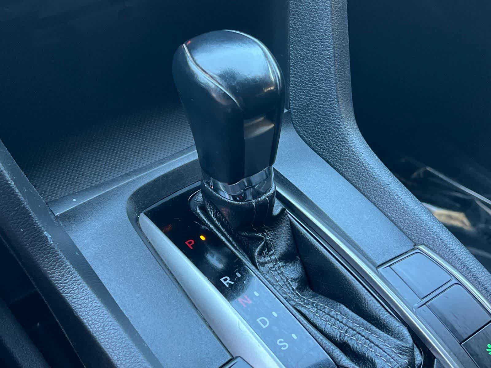 Used 2020 Honda Civic Sport image 21