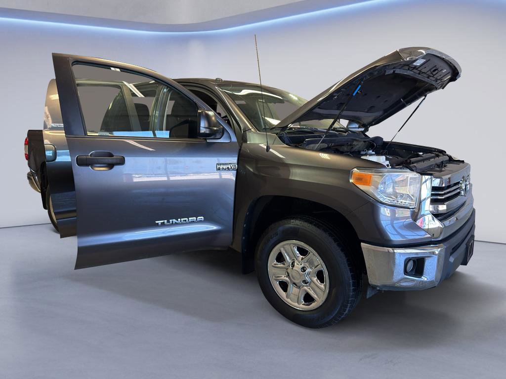 Used 2016 Toyota Tundra SR5 AWD/4WD image 7