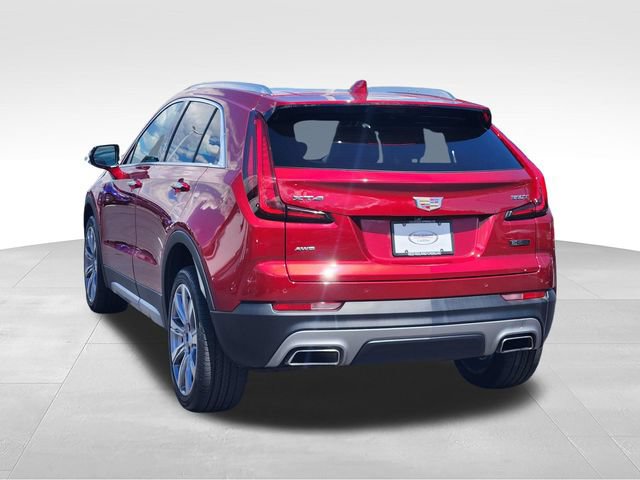 Used 2023 Cadillac XT4 Premium Luxury w/ Cold Weather Package AWD/4WD image 3
