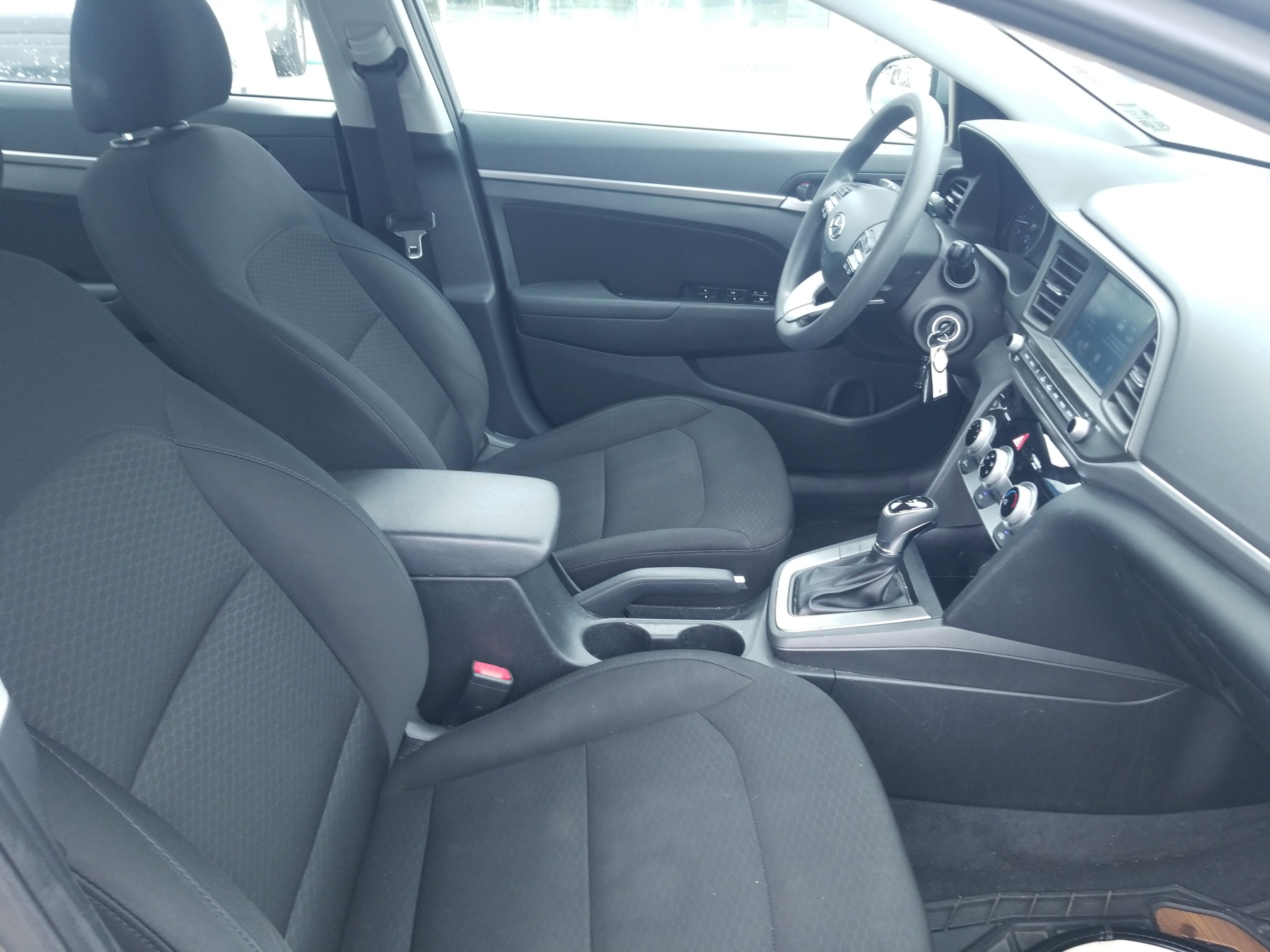 Used 2019 Hyundai Elantra SEL w/ Cargo Package image 17