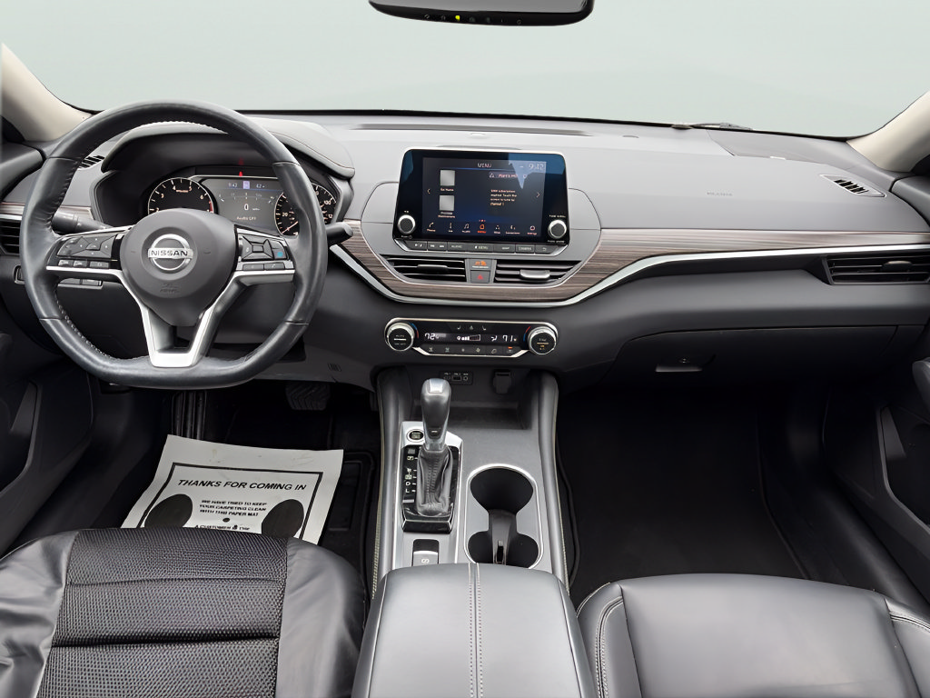 Used 2019 Nissan Altima 2.5 SL FWD image 12