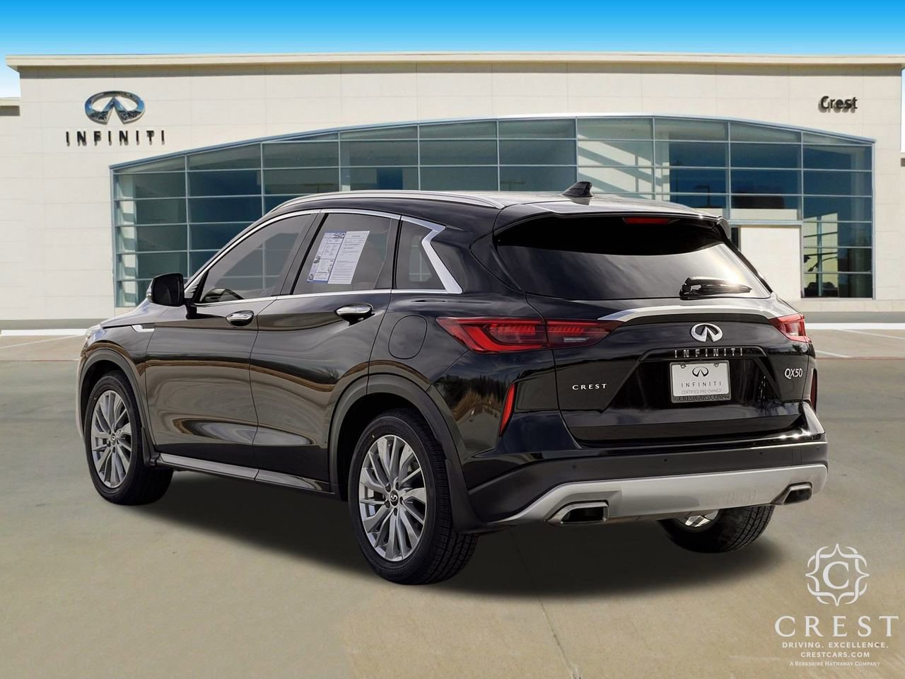 Certified 2023 INFINITI QX50 Luxe image 8