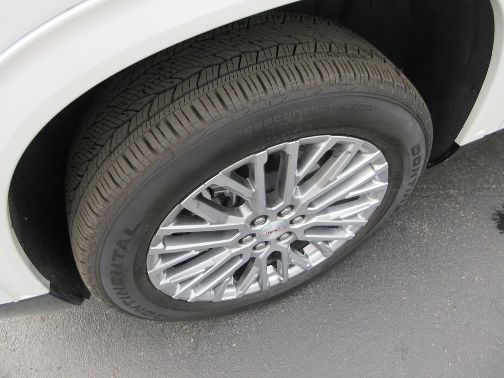 Certified 2025 GMC Acadia Denali AWD/4WD image 14