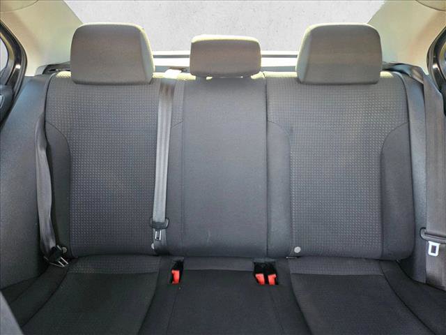 Used 2015 Volkswagen Jetta SE image 16