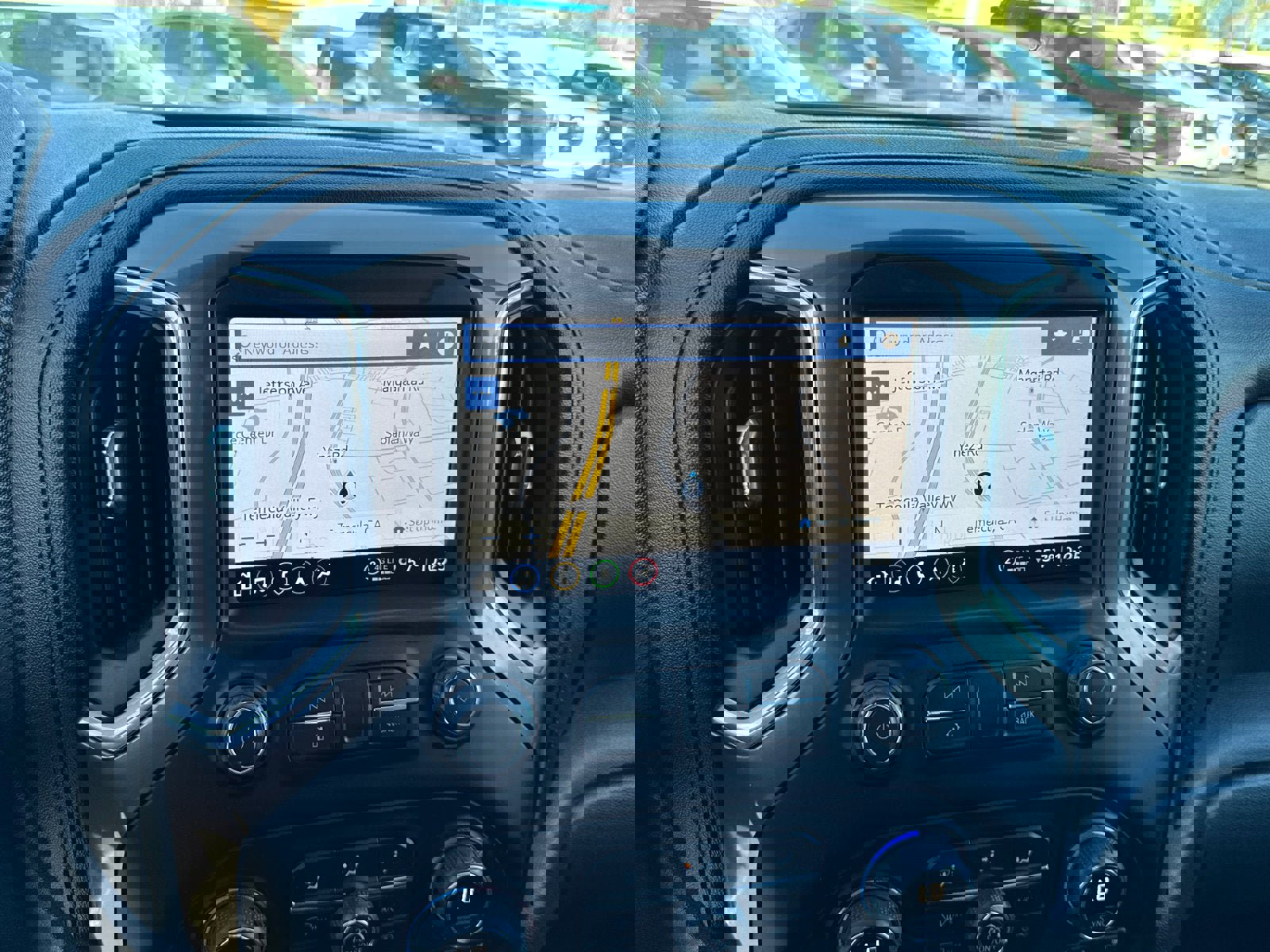 Certified 2021 Chevrolet Silverado 1500 High Country w/ Technology Package image 34