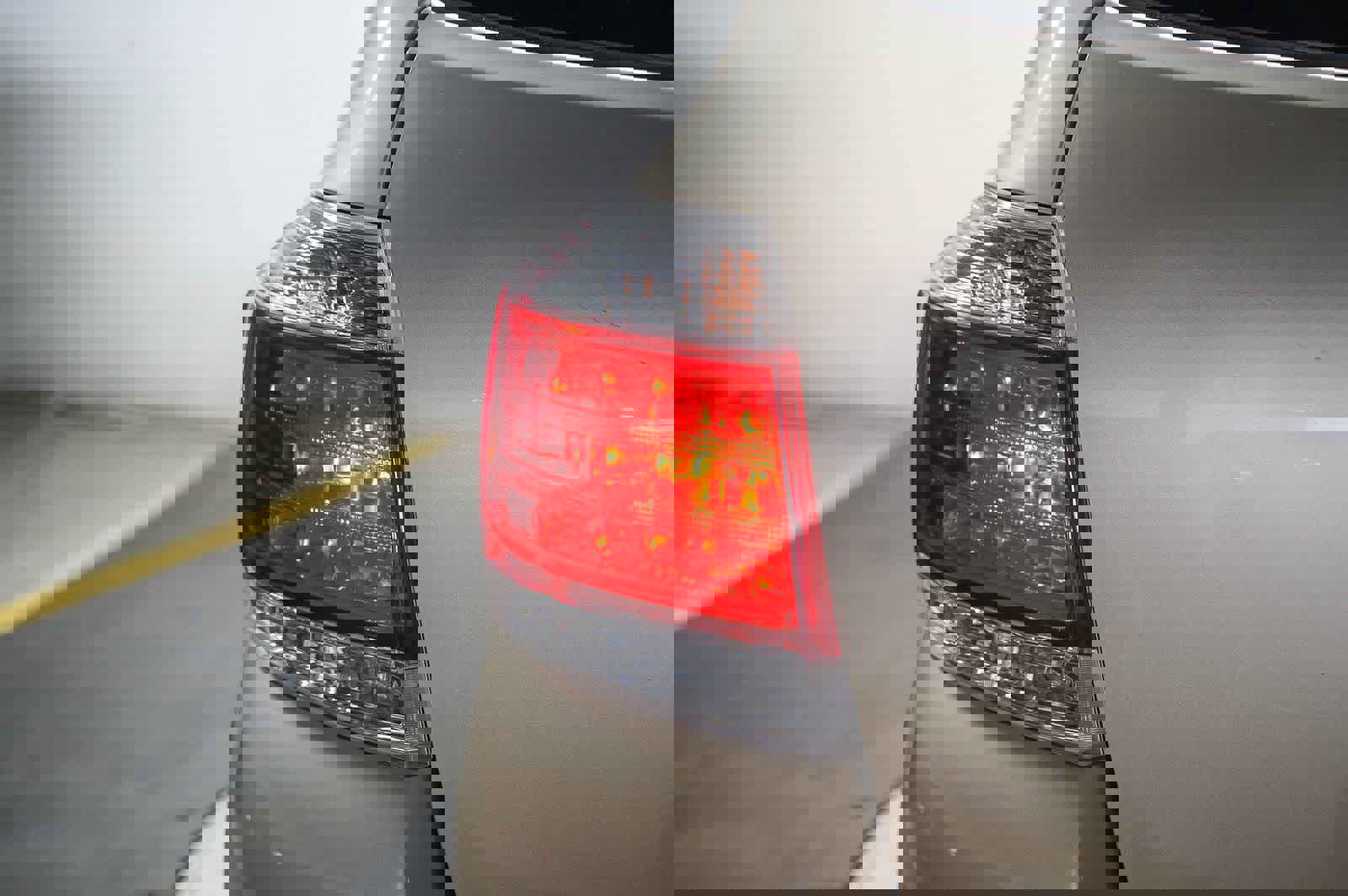 Used 2013 Toyota Highlander SE image 11