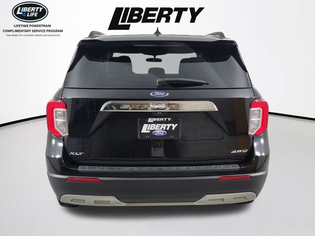 Certified 2023 Ford Explorer XLT w/ Equipment Group 202A AWD/4WD image 4