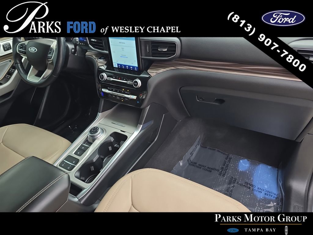 Certified 2023 Ford Explorer Limited w/ Limited Technology Package image 10