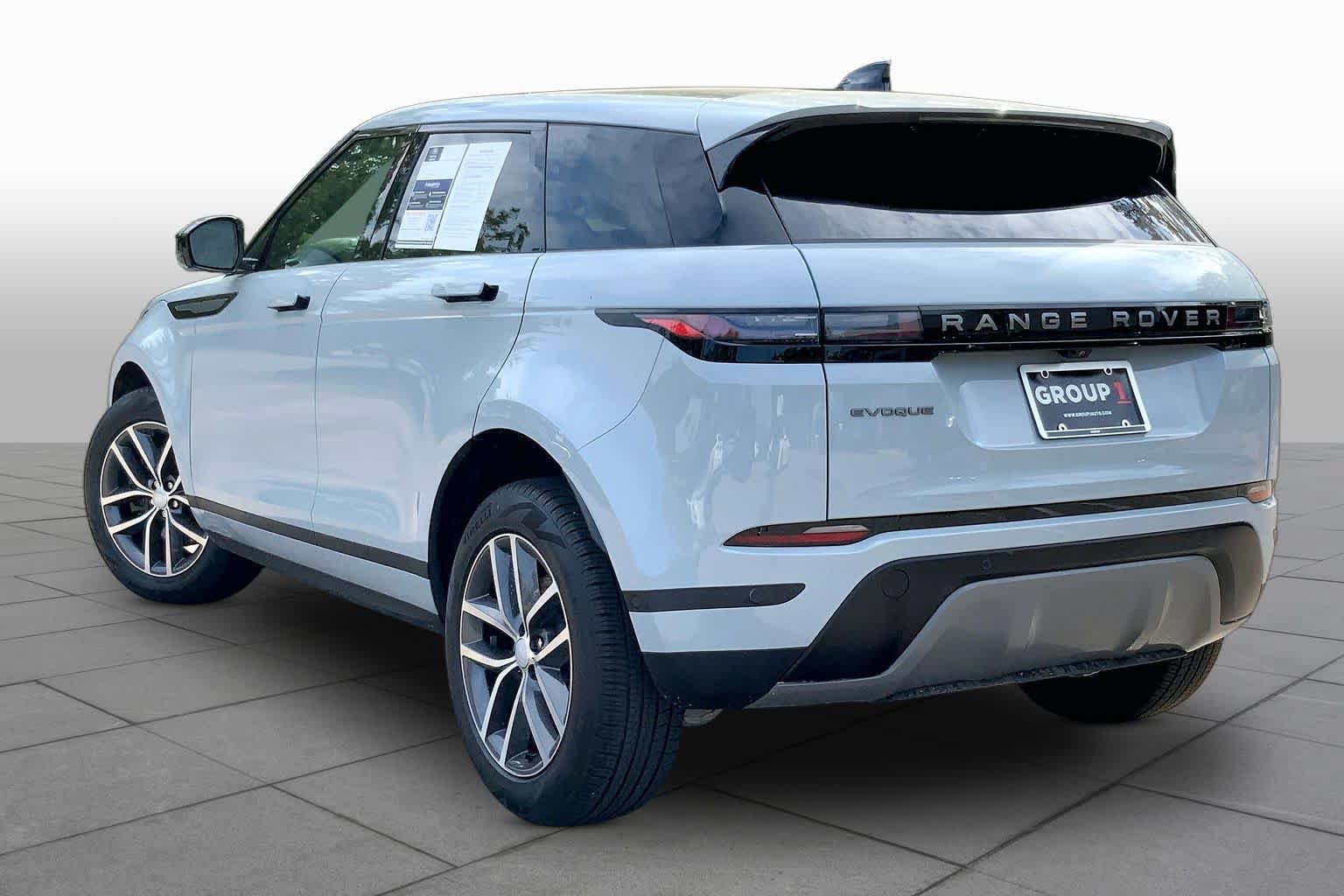 Used 2026 Land Rover Range Rover Evoque S AWD/4WD image 12