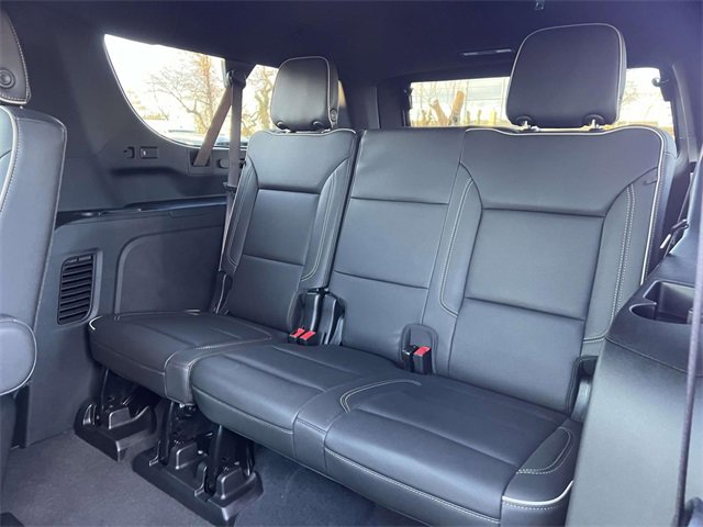 Certified 2024 Chevrolet Suburban Premier w/ Premium Package image 16