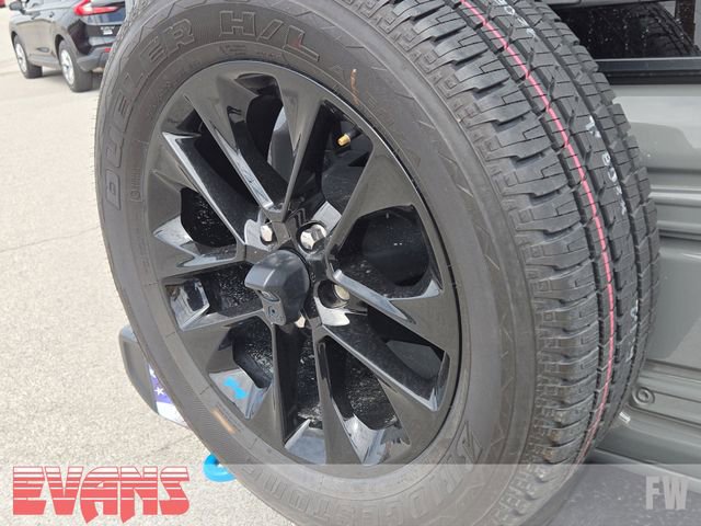 Used 2023 Jeep Wrangler Unlimited Sahara w/ Cold Weather Group AWD/4WD image 34