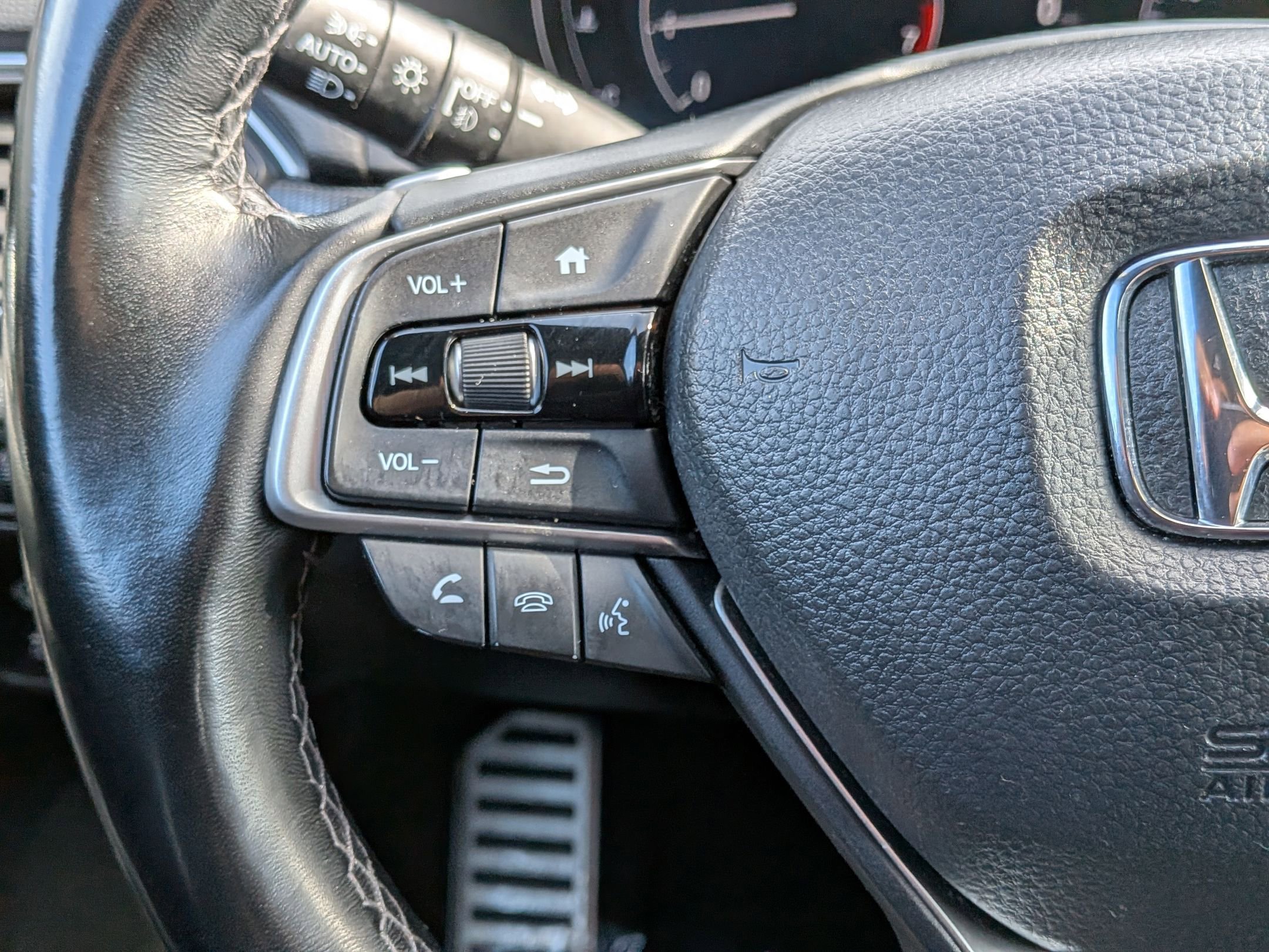 Used 2022 Honda Accord Sport image 15