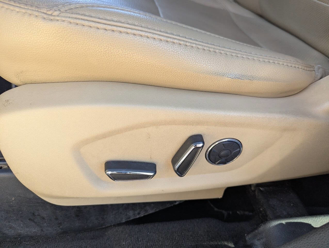 Used 2017 Ford Explorer Limited w/ Equipment Group 301A image 26