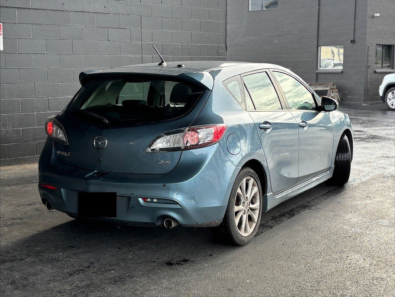 Used 2010 MAZDA MAZDA3 s Grand Touring image 7