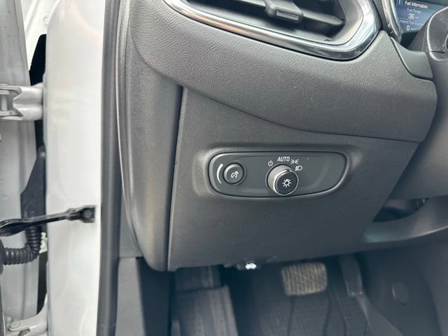 Used 2024 Chevrolet Equinox LT w/ LPO, Floor Liner Package FWD image 17
