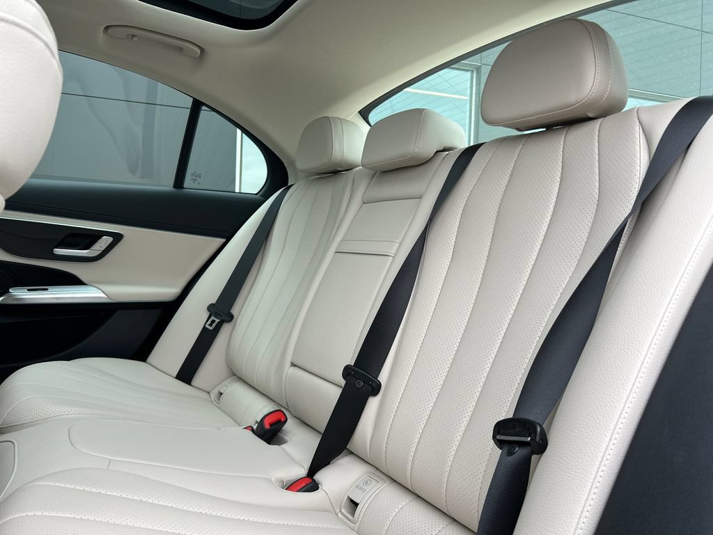 New 2026 Mercedes-Benz E 350 4MATIC Sedan image 25