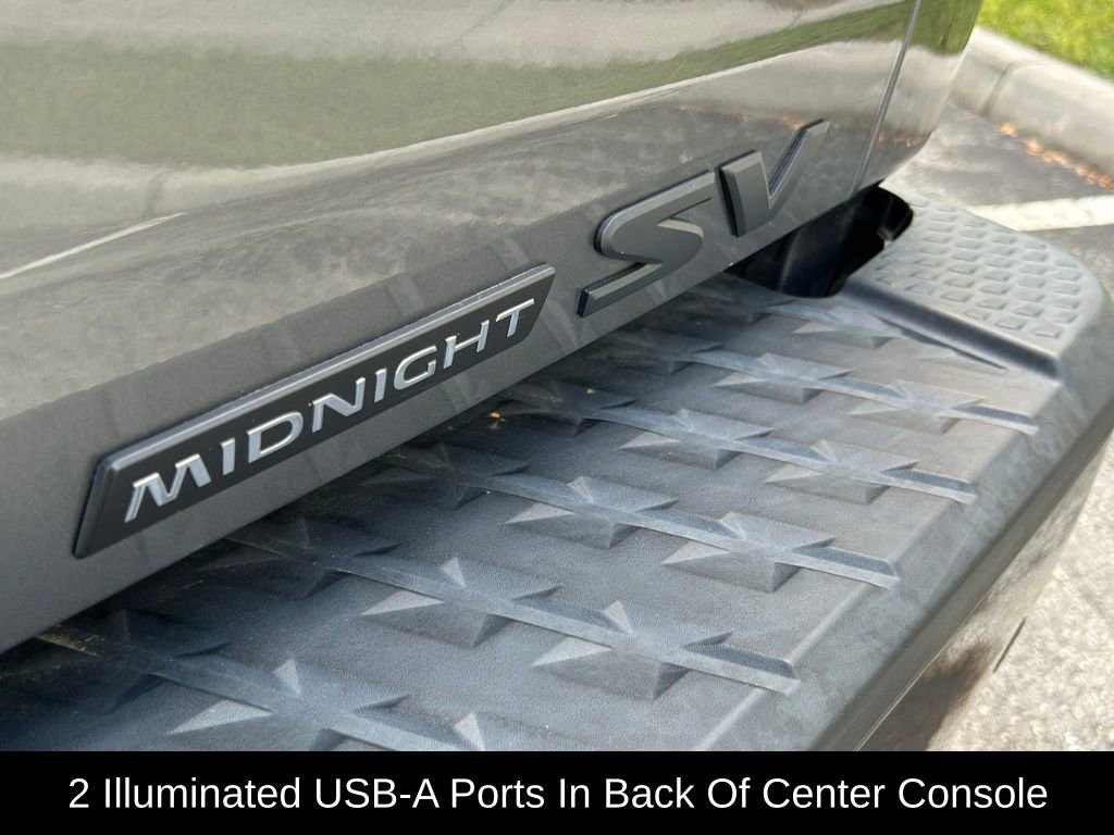 Used 2023 Nissan Titan SV w/ SV Convenience Package image 35