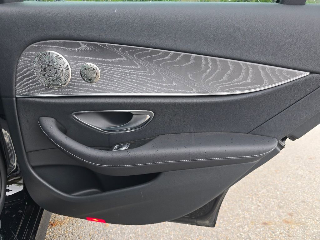 Used 2022 Mercedes-Benz E 350 4MATIC Sedan image 23