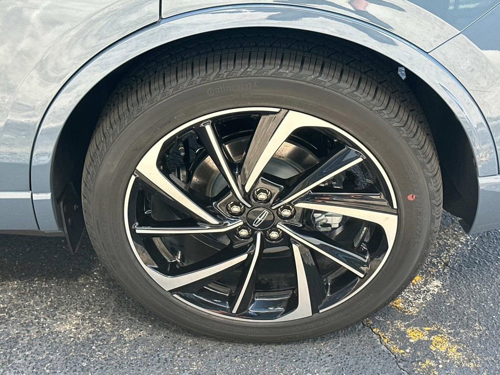 New 2025 Lincoln Corsair Grand Touring w/ Rear Removable Package Tray image 20