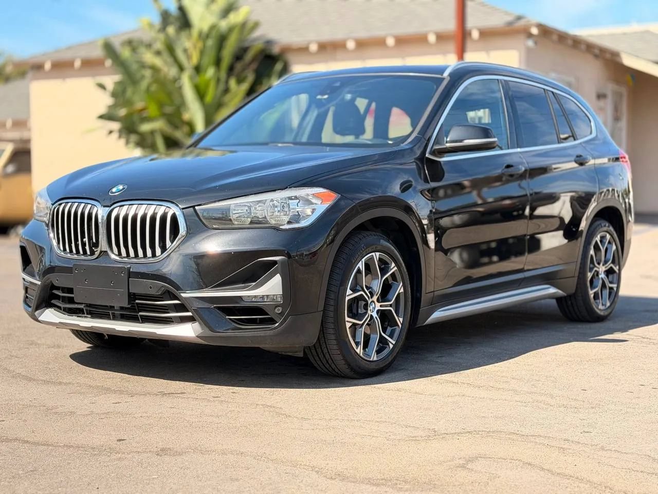 Used 2020 BMW X1 xDrive28i w/ Convenience Package AWD/4WD image 5
