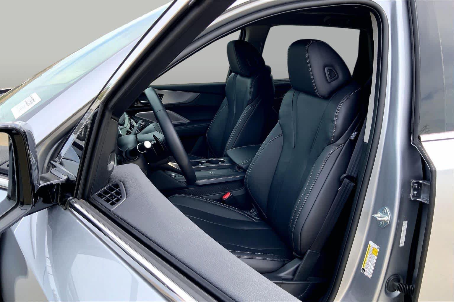Used 2026 Acura MDX w/ Technology Package FWD image 8