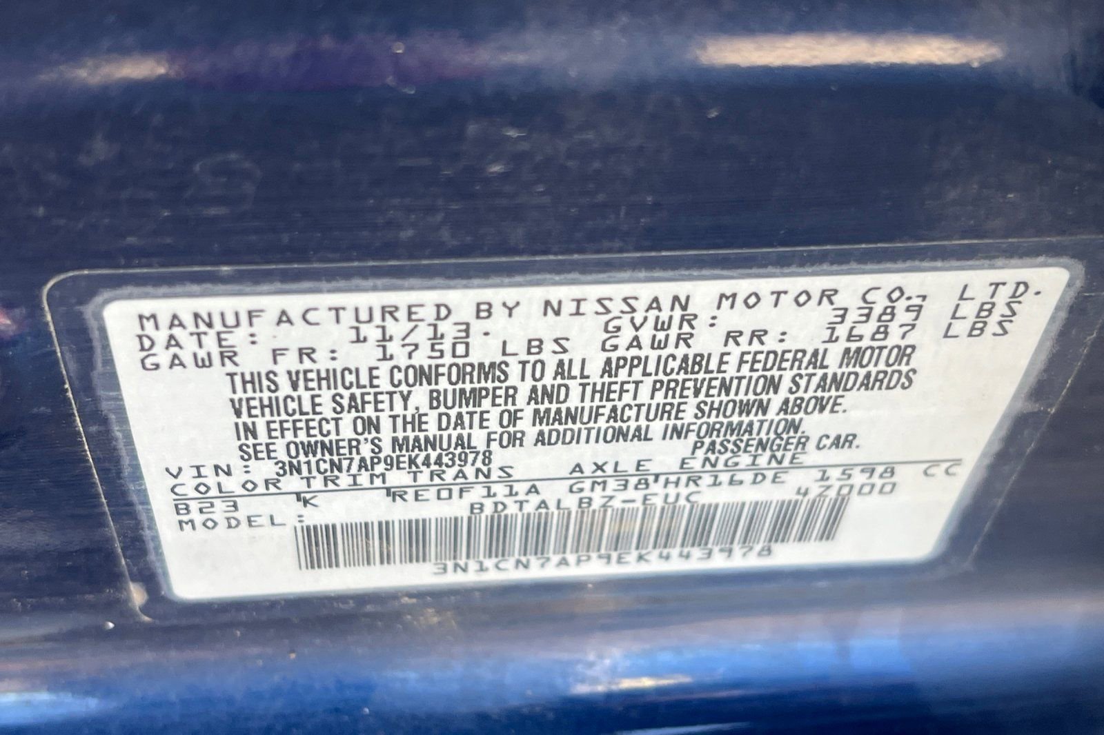 Used 2014 Nissan Versa SV FWD image 25