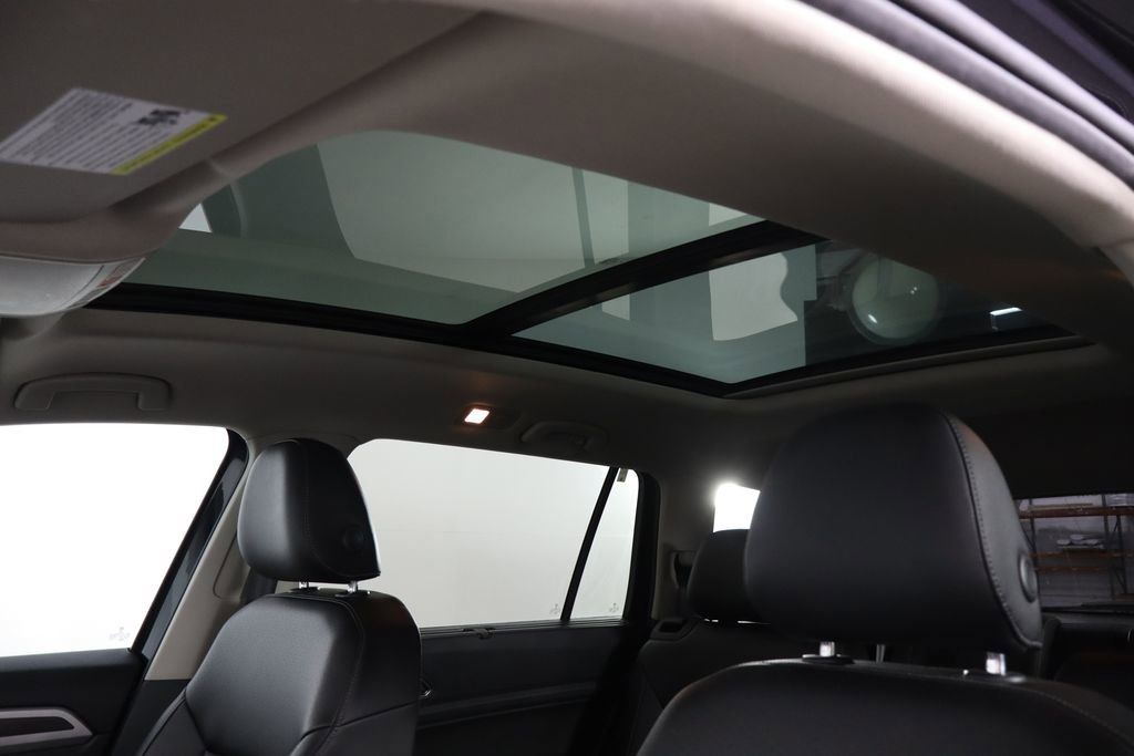 Used 2019 Volkswagen Atlas SEL FWD image 27