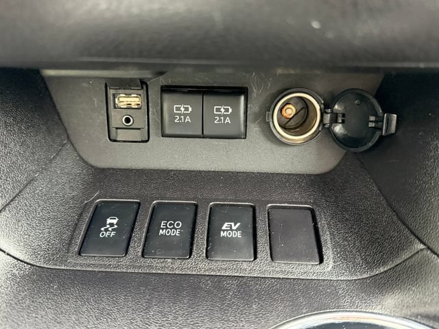 Used 2017 Toyota Highlander Limited Platinum AWD/4WD image 25