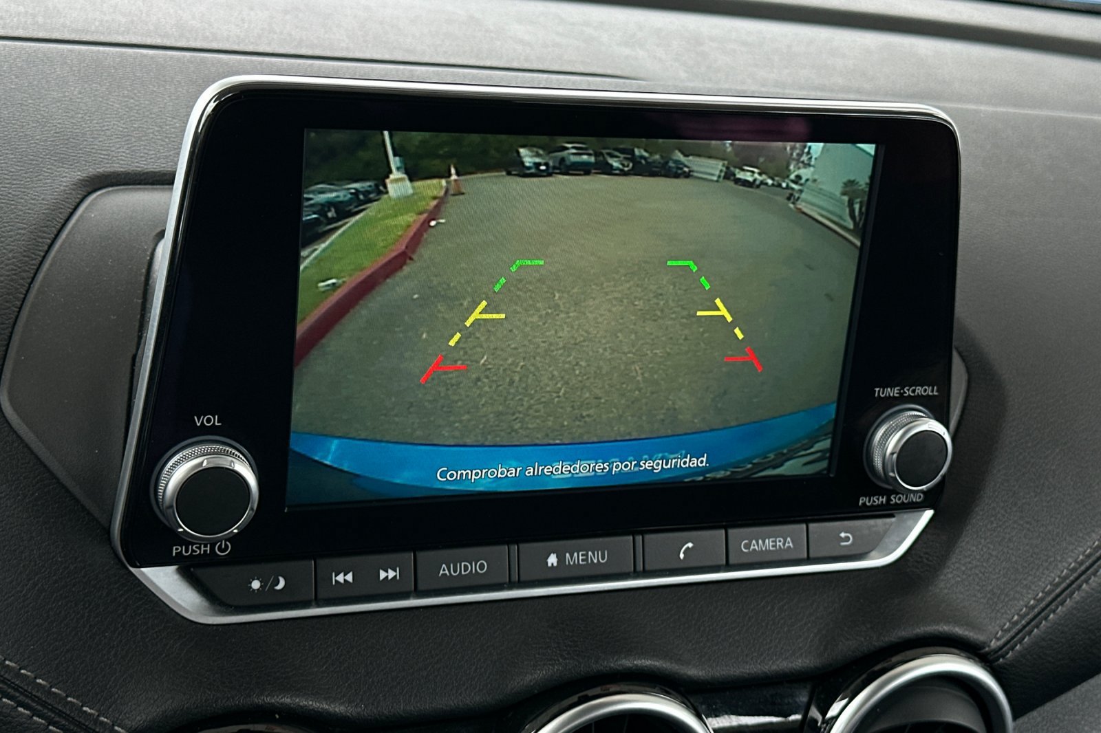 Used 2025 Nissan Sentra SV FWD image 15