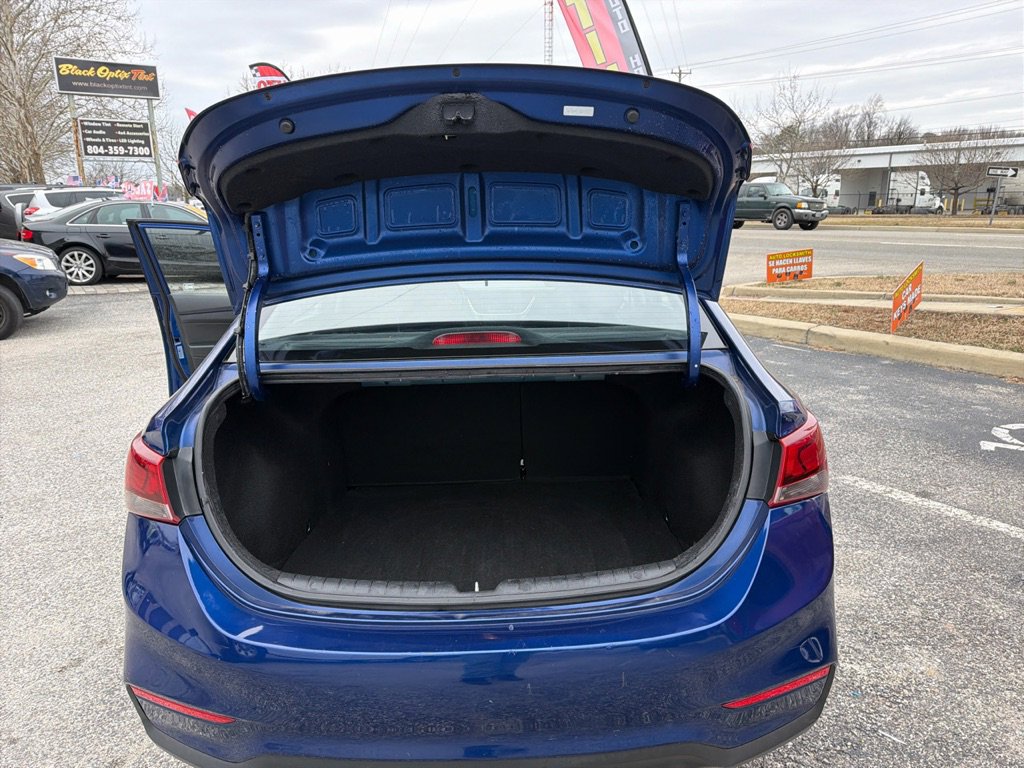 Used 2018 Hyundai Accent SE image 11