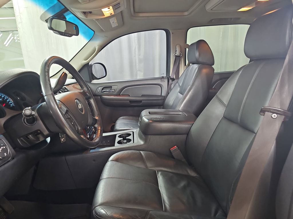 Used 2008 Chevrolet Suburban LT w/ LT Preferred Equipment Group image 21