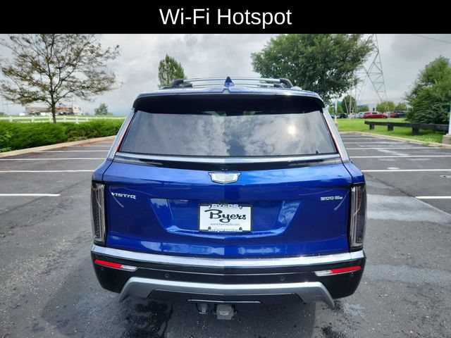 Used 2026 Cadillac Vistiq Sport AWD/4WD image 8
