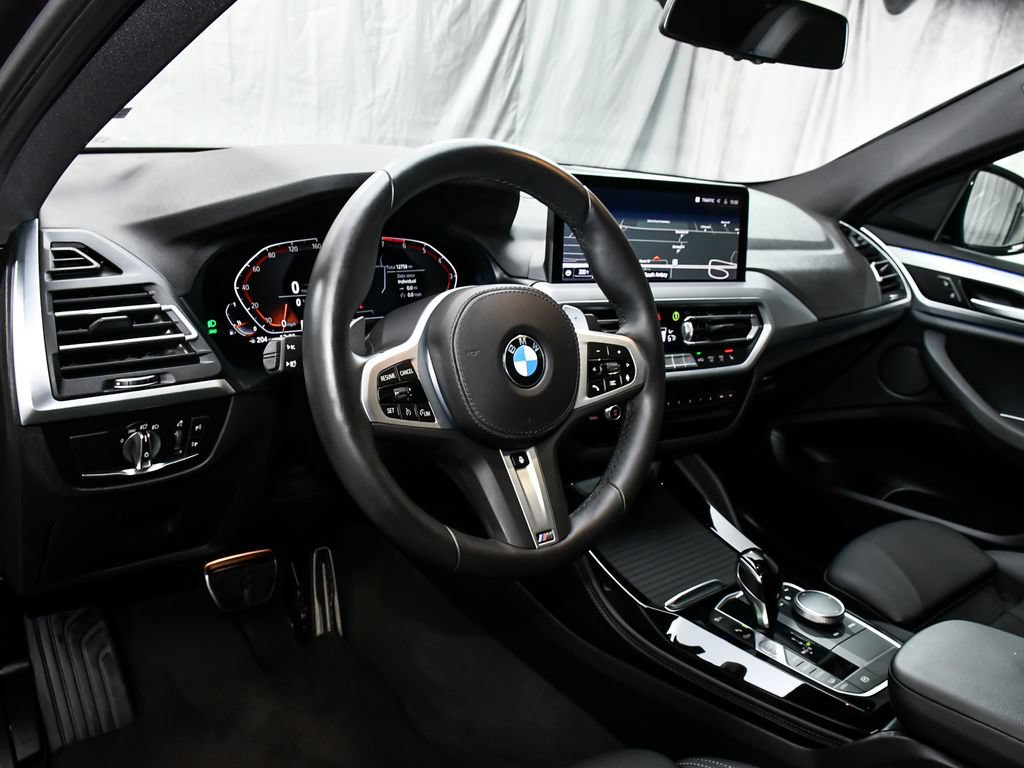 Used 2025 BMW X4 xDrive30i AWD/4WD image 20