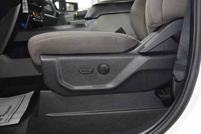 Used 2022 Ford F550 4x4 Crew Cab Super Duty w/ XLT Value Package image 29