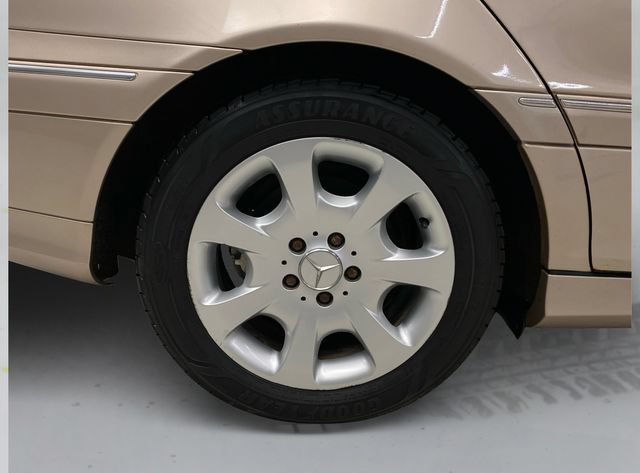 Used 2005 Mercedes-Benz C 320 4MATIC Sedan image 18