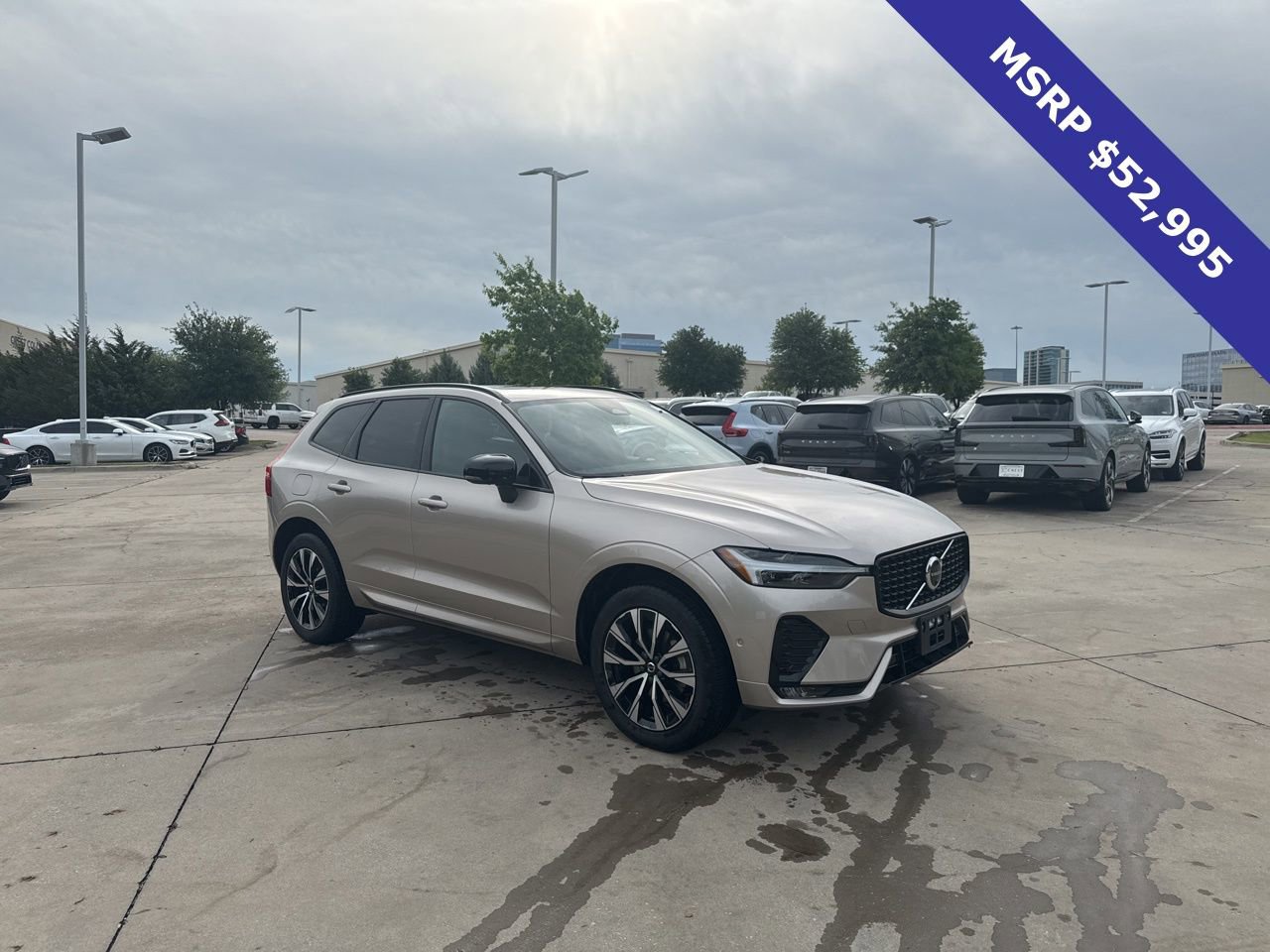 Certified 2025 Volvo XC60 B5 Plus image 3