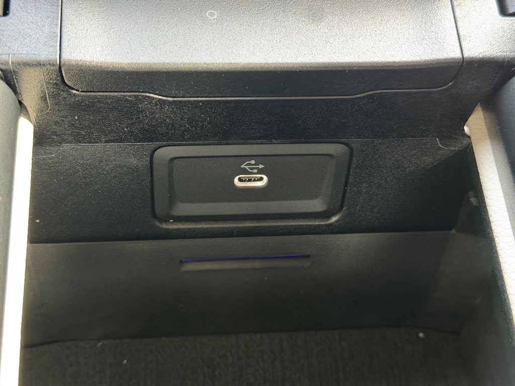 Used 2025 Mercedes-Benz C 300 C 300 image 27