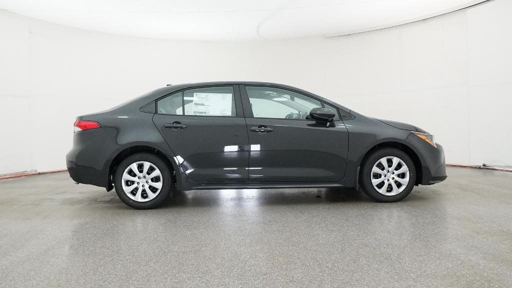 Used 2026 Toyota Corolla LE FWD image 30