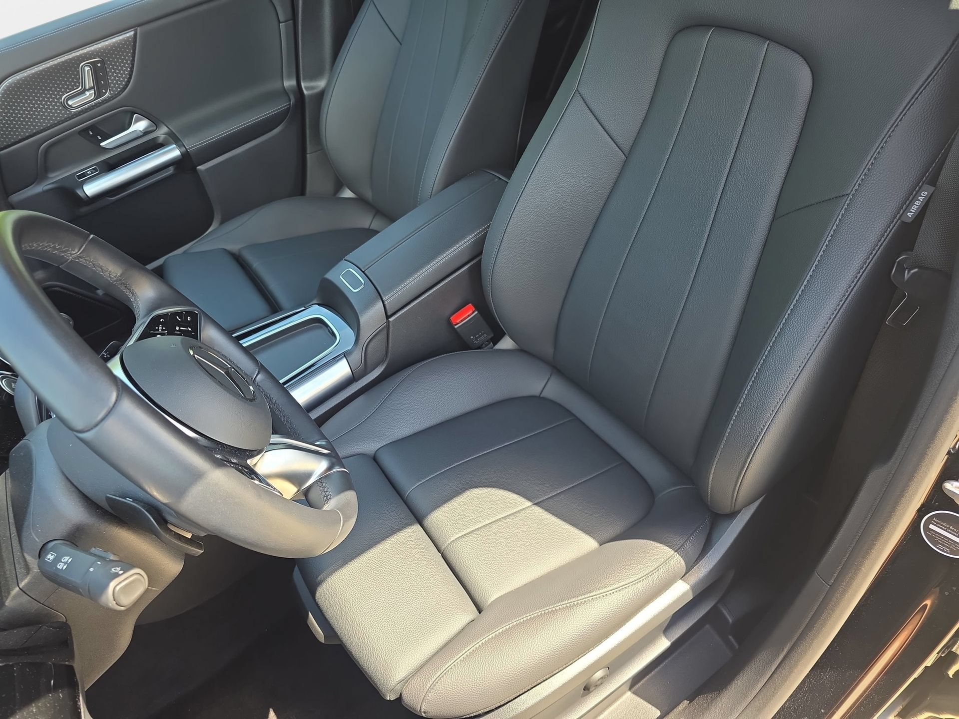 Used 2025 Mercedes-Benz GLA 250 image 15