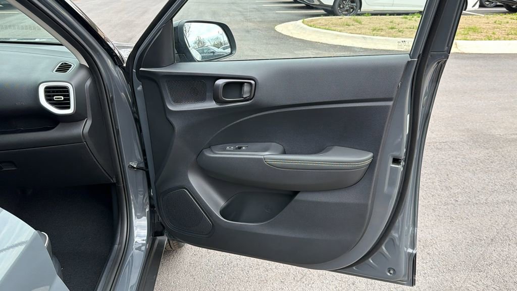 New 2026 Hyundai Venue SEL image 15