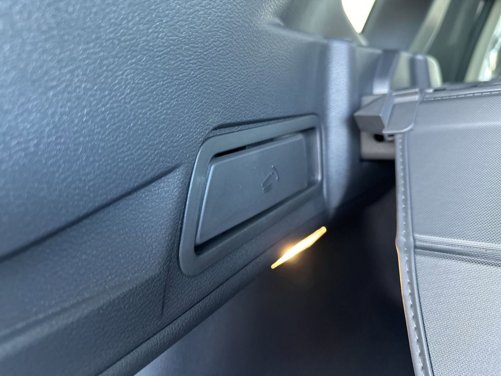 Used 2025 Nissan Murano Platinum w/ Cargo Package image 31