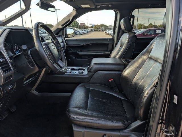 Used 2020 Ford Expedition Max XLT w/ Equipment Group 202A AWD/4WD image 26