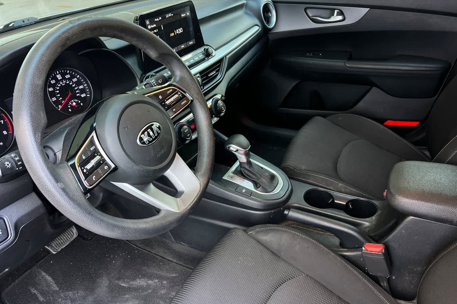Used 2019 Kia Forte LXS FWD image 14