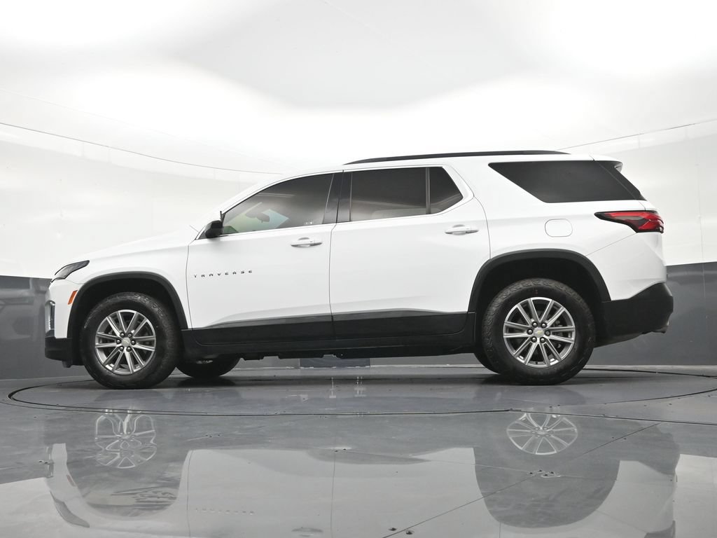 Used 2023 Chevrolet Traverse LT FWD image 25