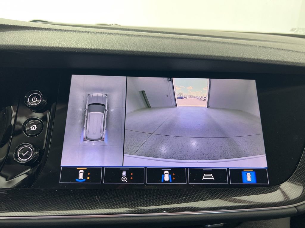 Used 2022 Buick Envision Essence w/ Technology Package I FWD image 13