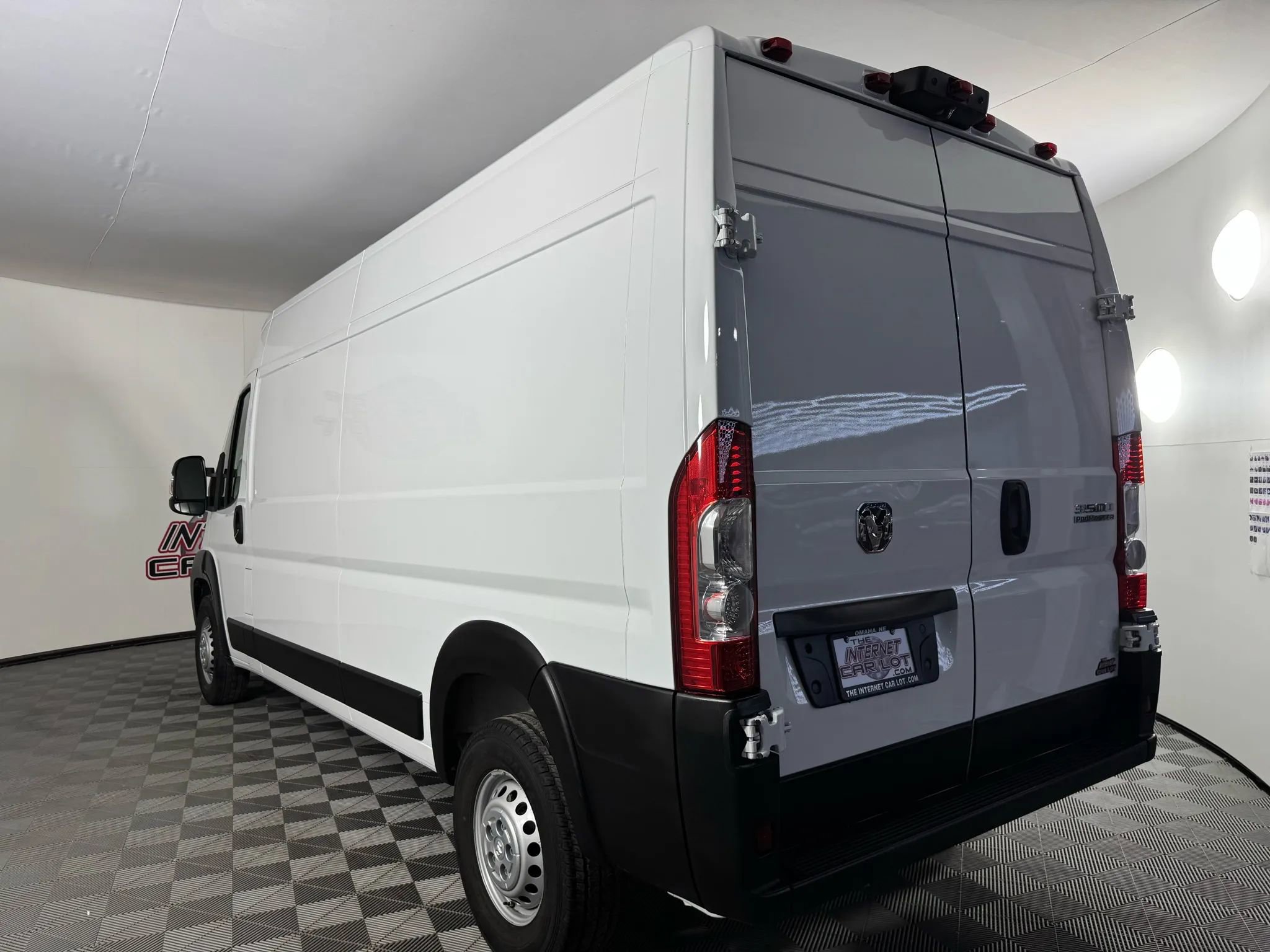 Used 2025 RAM ProMaster 3500 w/ Convenience Group image 24